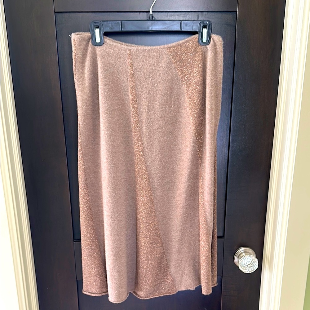 Cashmere elegant tan skirt with glimmer
